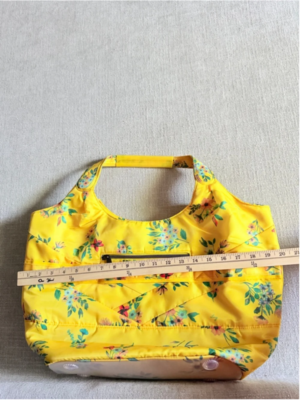 Lug Gondola SE Tote Bag in Bouquet Yellow floral new with tags